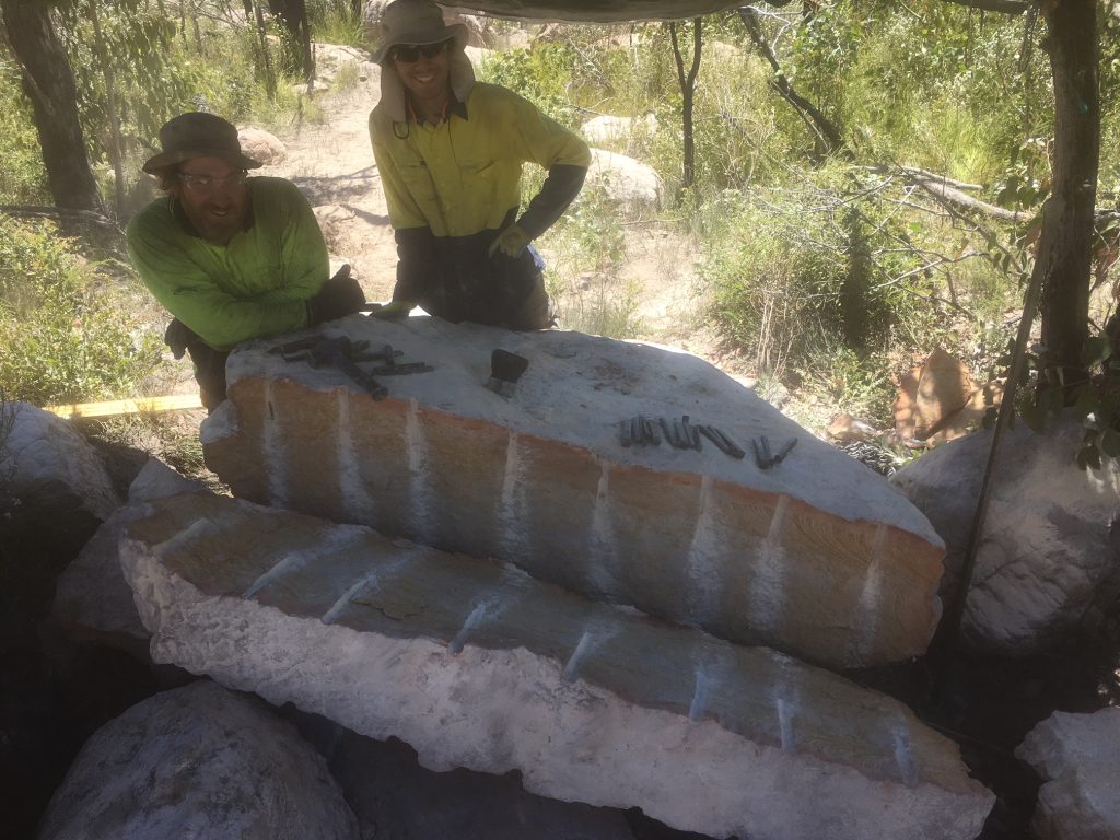 rock splitting Difficult East